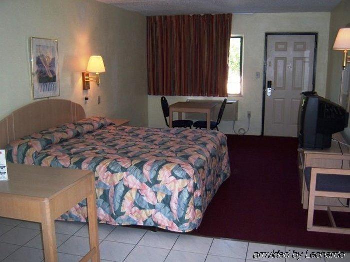 Clearwater Inn Safety Harbor Room photo